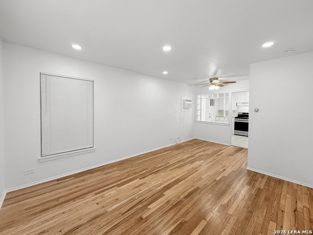 811 La Manda Blvd Property Photo 5