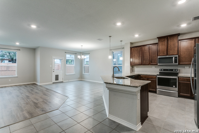5211 Espinoso Way Property Photo 8