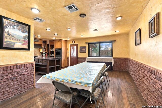 11706 Raindrop Dr Property Photo 6