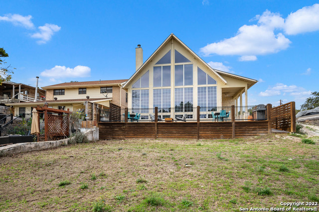 275 Lookout Dr Property Photo 9