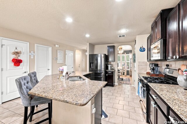 8934 Ironwood Hl Property Photo 8