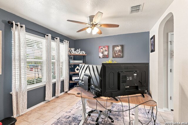 8934 Ironwood Hl Property Photo 9