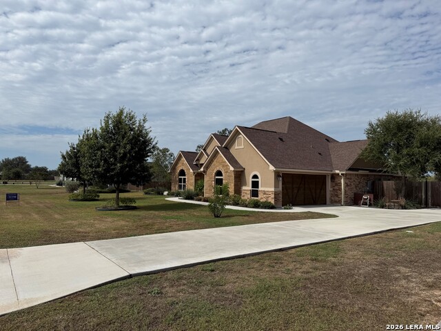 247 Double Gate Property Photo 3