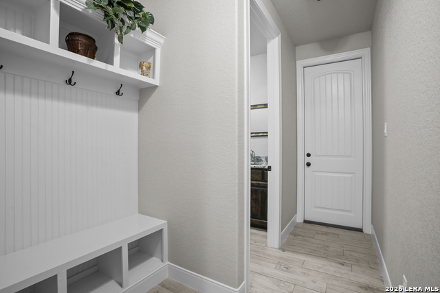 247 Double Gate Property Photo 38