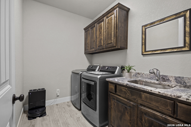 247 Double Gate Property Photo 39
