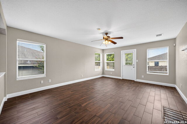 117 Creek Run Property Photo 8