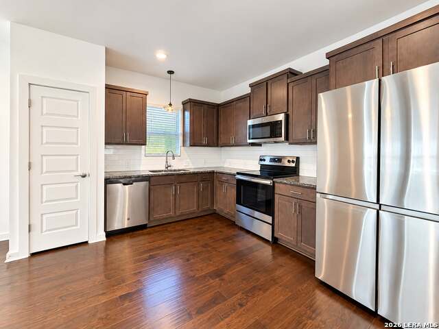 1138 N Olive St Property Photo 5
