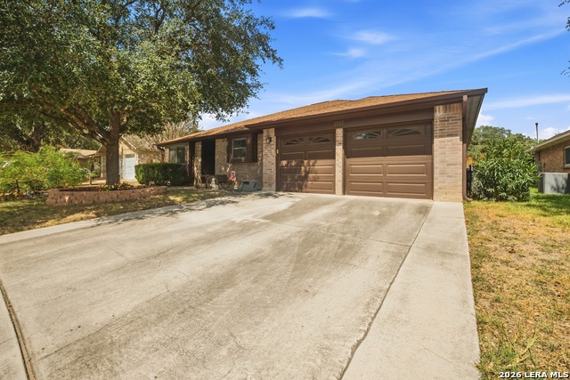 2747 Knoll Tree St Property Photo 2