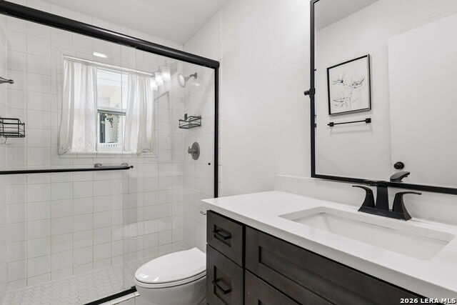 222 W Craig Pl Property Photo 19