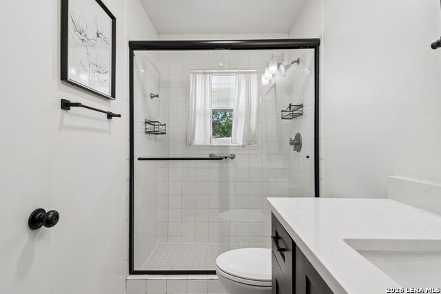 222 W Craig Pl Property Photo 20