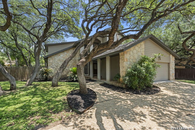 415 Woodway Forest Dr Property Photo 59