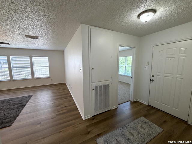 7906 Swindow Cir Property Photo 5
