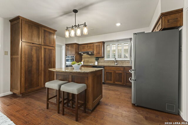 2126 E Lawndale Property Photo 24