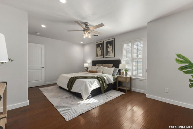 2126 E Lawndale Property Photo 27