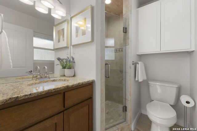2126 E Lawndale Property Photo 35