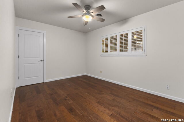 2126 E Lawndale Property Photo 36