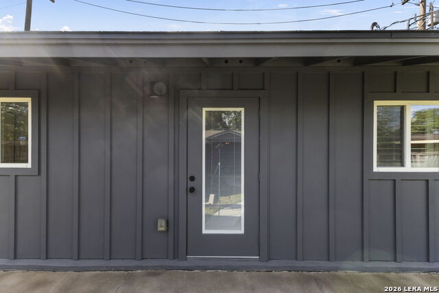 2126 E Lawndale Property Photo 45
