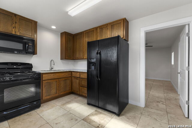 2126 E Lawndale Property Photo 48