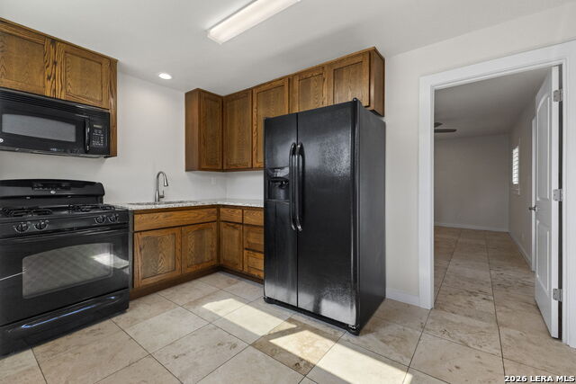 2126 E Lawndale Property Photo 49
