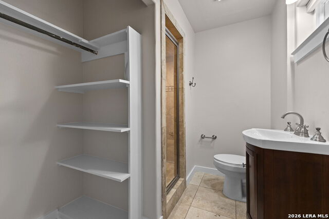 2126 E Lawndale Property Photo 52