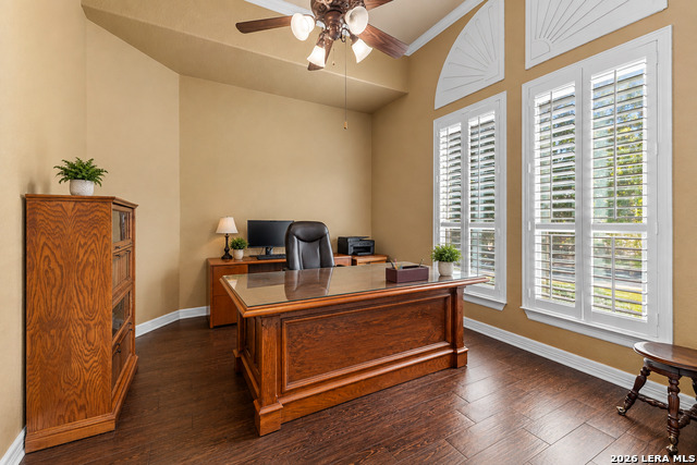 907 Sabal Rdg Property Photo 40