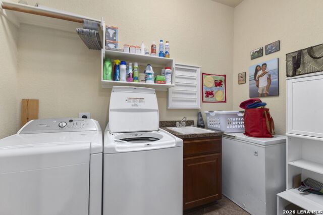 907 Sabal Rdg Property Photo 44