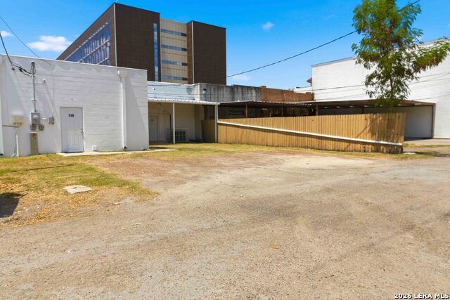 116 S 12th Ave Property Photo 66