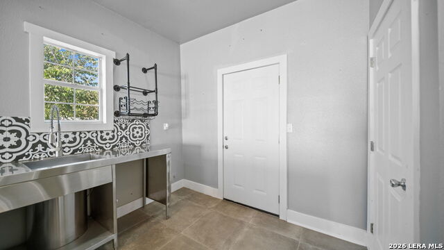 1503 Gibbs Property Photo 13