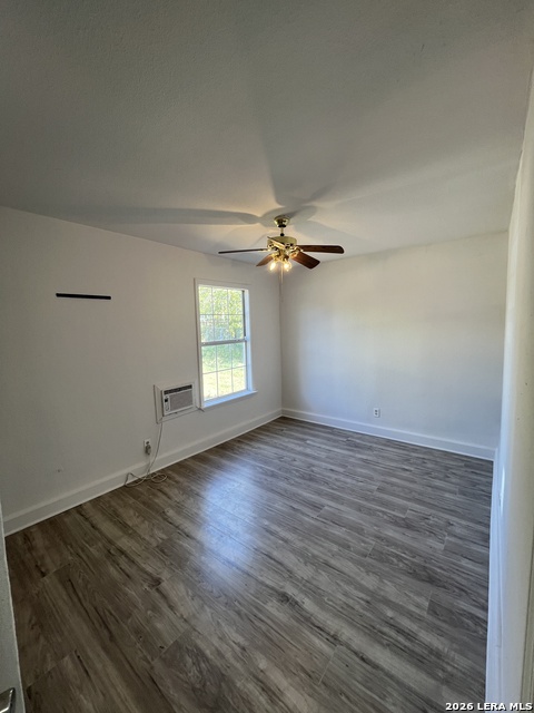 904 Pine Property Photo 5