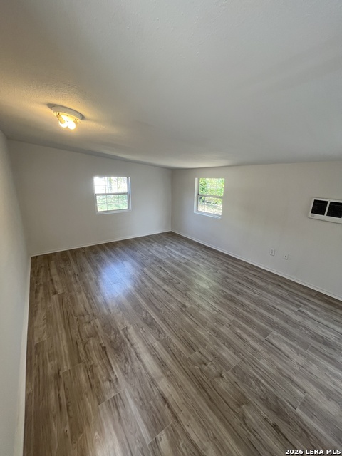 904 Pine Property Photo 7