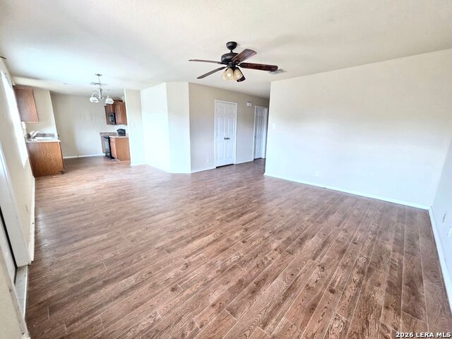 1431 Dove Bend Property Photo 4