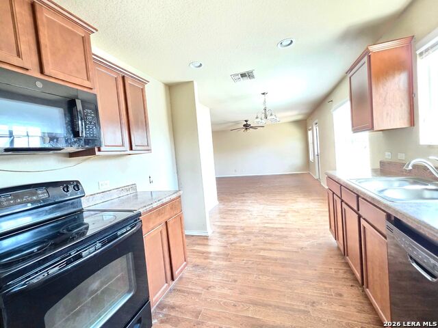 1431 Dove Bend Property Photo 7