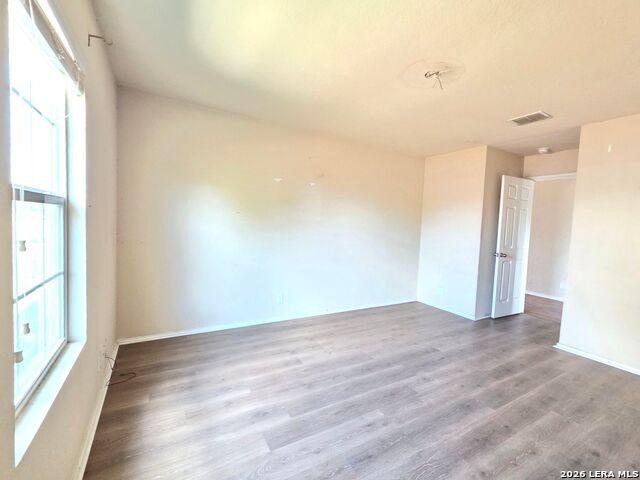 1431 Dove Bend Property Photo 8