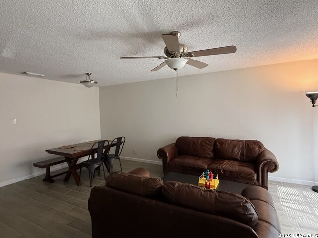 6855 Columbia Ridge Dr Property Photo 3