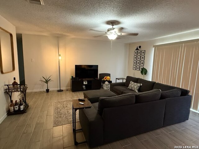 6855 Columbia Ridge Dr Property Photo 5