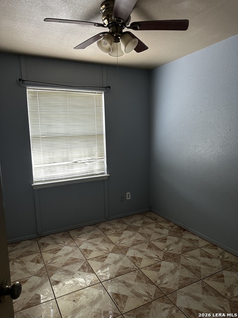 601 E Ansley Blvd Property Photo 12