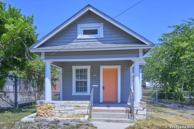 439 E Mitchell St Property Photo 1