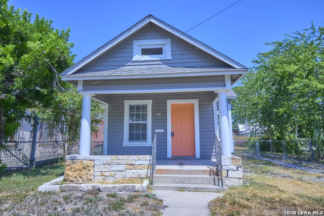 439 E Mitchell St Property Photo 2