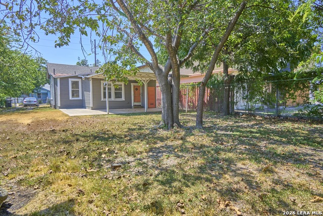 439 E Mitchell St Property Photo 22
