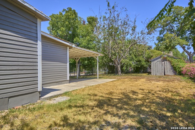 439 E Mitchell St Property Photo 23