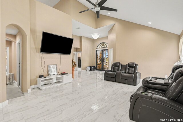 420 Highlands Loop Property Photo 9