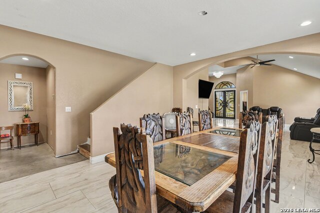 420 Highlands Loop Property Photo 11