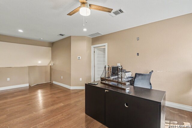 420 Highlands Loop Property Photo 25