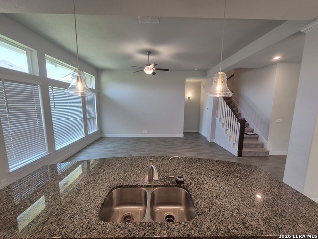 11612 Hollering Pass Property Photo 26