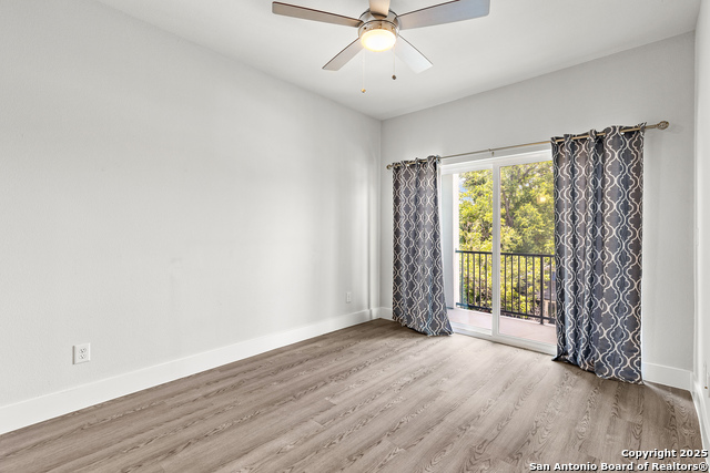 415 Ira Ave Property Photo 14