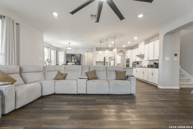 200 Rustic Spgs Property Photo 11