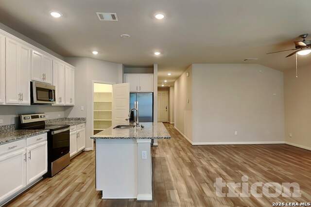 13503 Emerson Property Photo 5