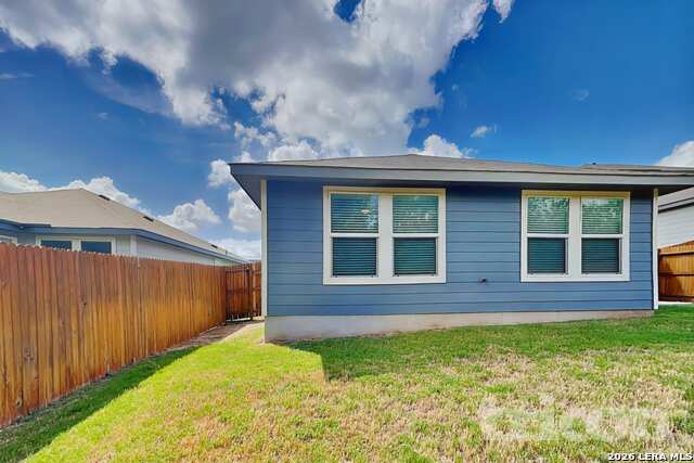 13503 Emerson Property Photo 15
