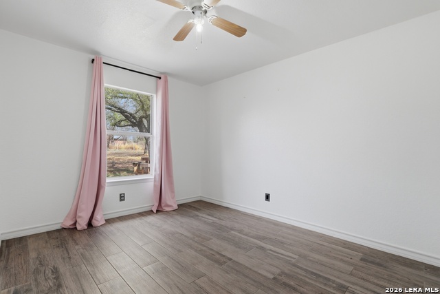 13040 Tomlynn Property Photo 15