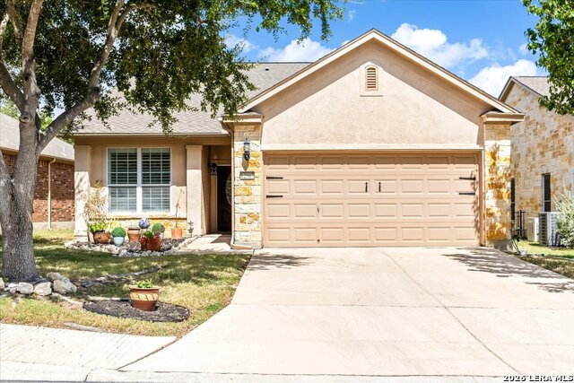12607 Lotus Rdg Property Photo 2